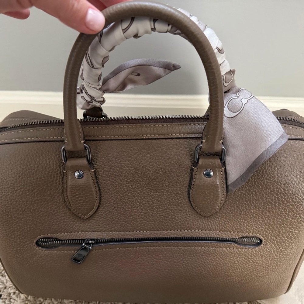 Coach Rowan Large Satchel with Medium Corner Zip Wallet, Coach Twilly, & Chain! - Picture 3 of 5